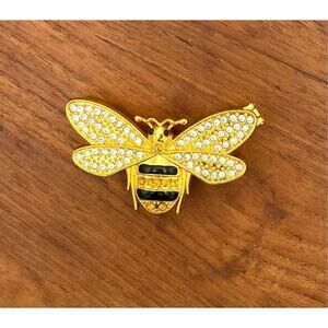 Bumble Bee Trinket Box Gold Tone with Rhinestones Magnetic Closure